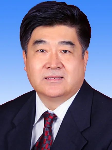 王强