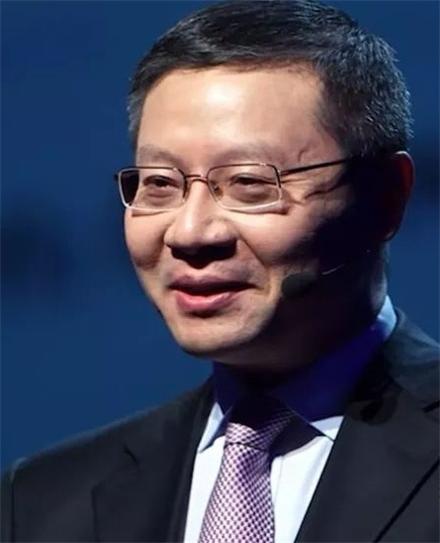 张维为