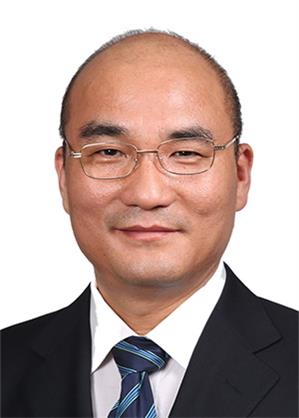 蒋成保 中国科学院院士，教授，博士生导师
